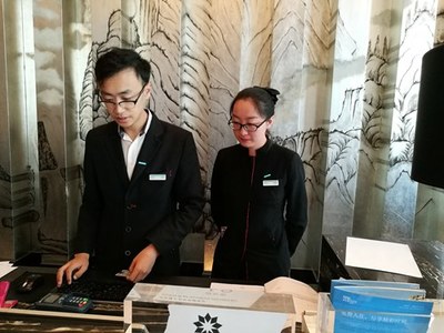 酒店管理專業(yè)現(xiàn)代學徒制項目 校企融合助力學徒跟崗學習