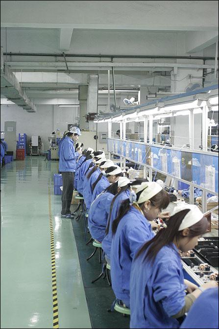 見證電源出世 七盟工廠行及電源實(shí)測評析